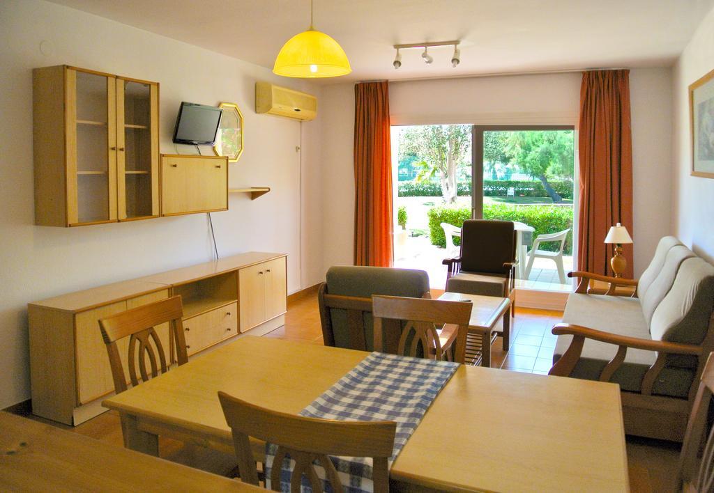 Apartamentos Venecia Roquetas de Mar Habitación foto