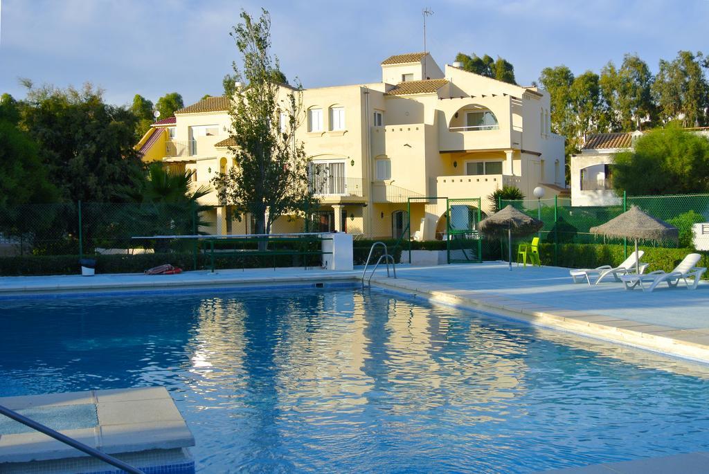 Apartamentos Venecia Roquetas de Mar Exterior foto